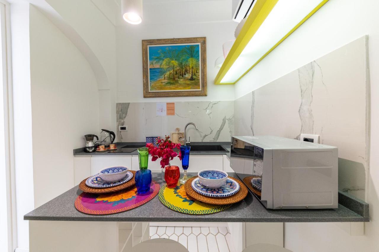 Suite Apartment Capri Con Jacuzzi In Piazzetta Exteriér fotografie