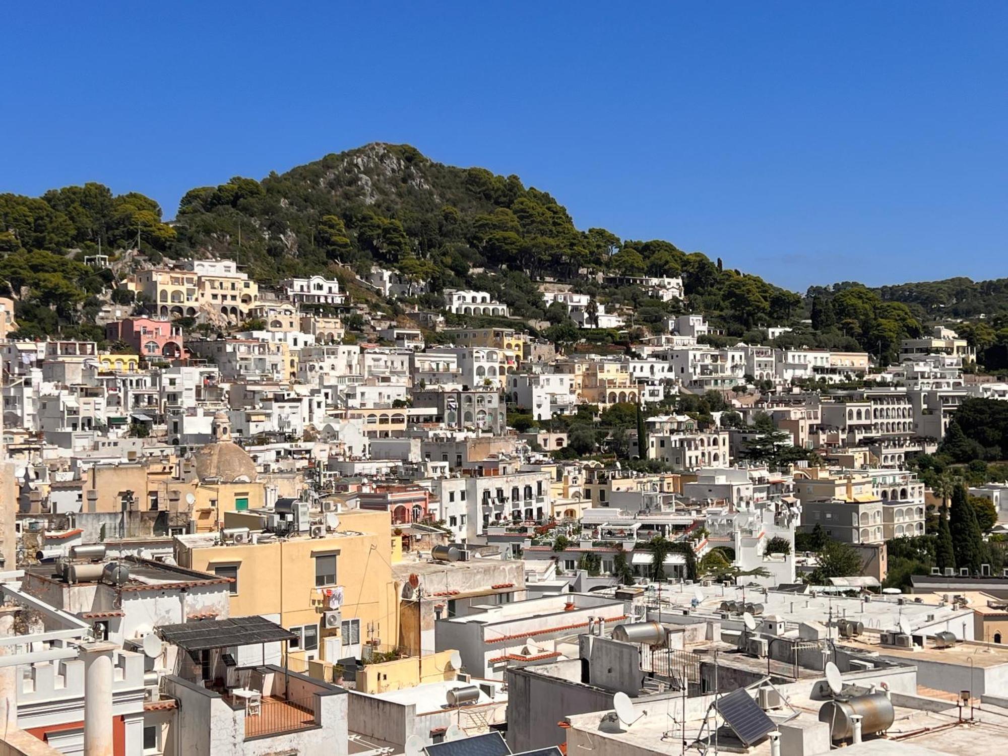 Suite Apartment Capri Con Jacuzzi In Piazzetta Exteriér fotografie